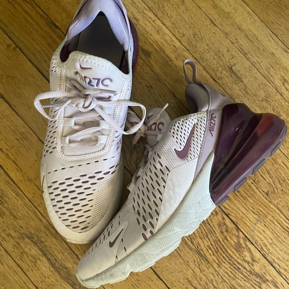 Nike air